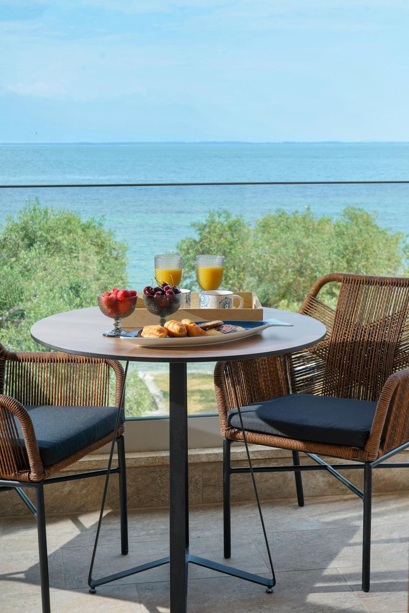 Villa Teresa Luxury Suites 萨索斯 外观 照片