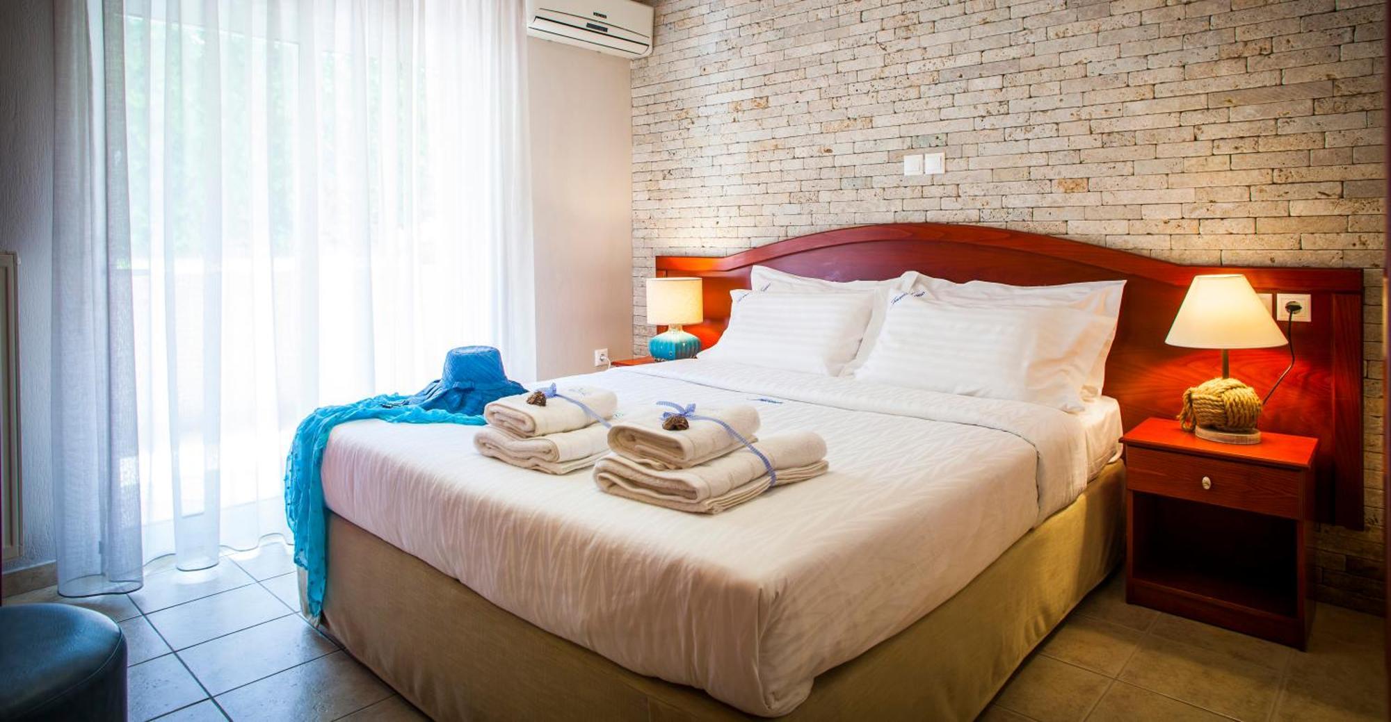 Villa Teresa Luxury Suites 萨索斯 外观 照片